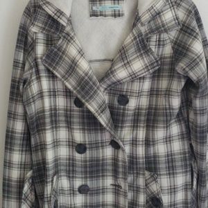 Super cute plaid jacket